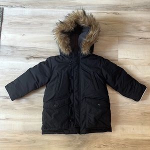 Gap Fur trimmed Parka 4T 10/10 condition